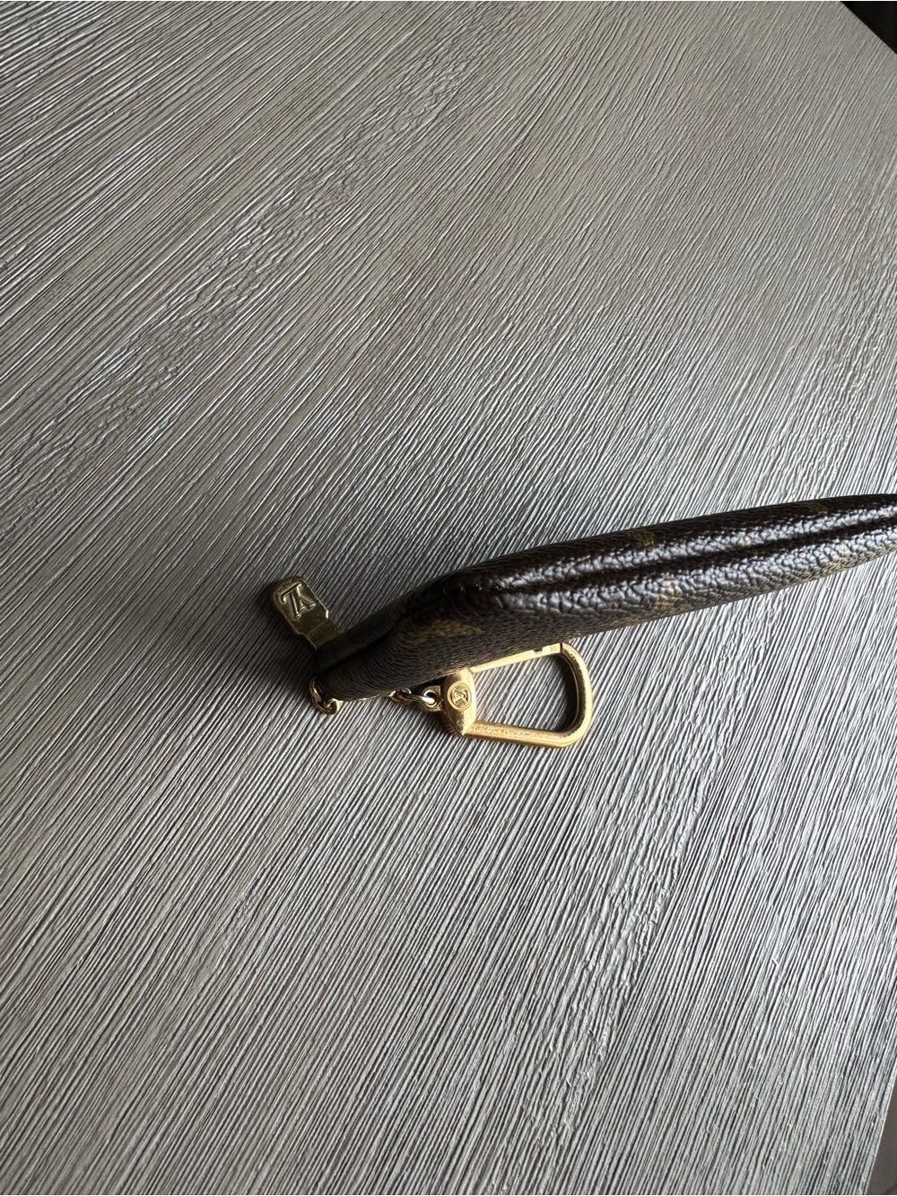 Louis Vuitton Key Pouch Monogram Canvas - LOWER PRICE! - Picture 10 of 12